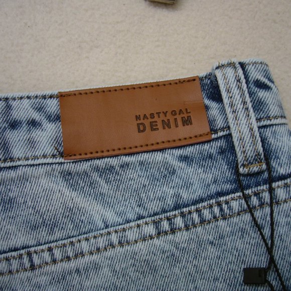 New Nasty Gal Acid Wash Mom Jeans - Picture 4 of 6